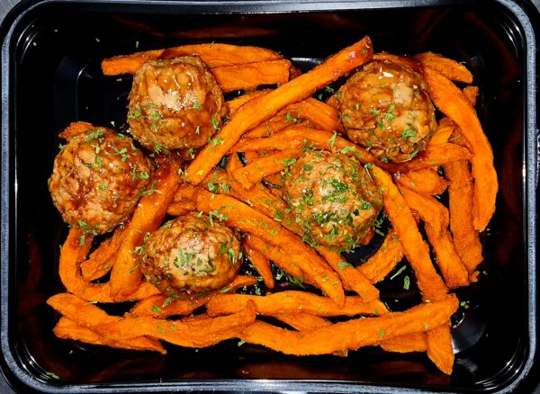 HMD VALUE MEAL: ZESTY BBQ MEATBALLS AND SWEET POTATO FRIES - NOT ELEGIBLE FOR DISCOUNTS