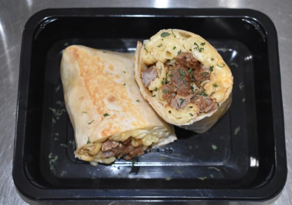 CHEAT MEAL! PROTEIN PLUS! 1LB STEAK MAC AND CHEESE BURRITO